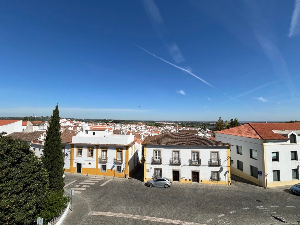 Évora